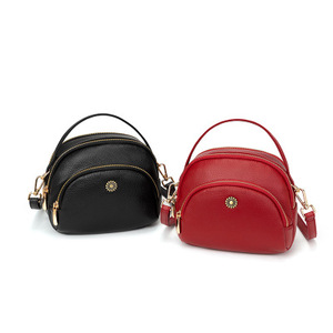T201886 Grand Sac Seau de Créateur en Cuir Véritable pour Femme - Product Image 1