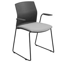 Vente directe d'usine : chaises de bureau modernes pour cadres, chaises de formation. Salles de conférence en acier empilables, pliables et confortables