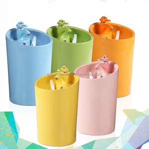 New mẫu giáo WC Kid gốm phòng tắm rử<span class=keywords><strong>a</strong></span> lưu vực Vòng trẻ em trường đầy màu sắc dễ thương bệ rử<span class=keywords><strong>a</strong></span> bồn rử<span class=keywords><strong>a</strong></span> - Product Image 6