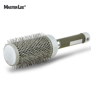 <span class=keywords><strong>Spazzola</strong></span> <span class=keywords><strong>per</strong></span> <span class=keywords><strong>Capelli</strong></span> in Ceramica Resistente al Calore, <span class=keywords><strong>Spazzola</strong></span> Districante <span class=keywords><strong>per</strong></span> Parrucchieri, Prezzo all'Ingrosso, <span class=keywords><strong>Spazzola</strong></span> Rotonda Ionica in Plastica ABS e Nylon - Product Image 2