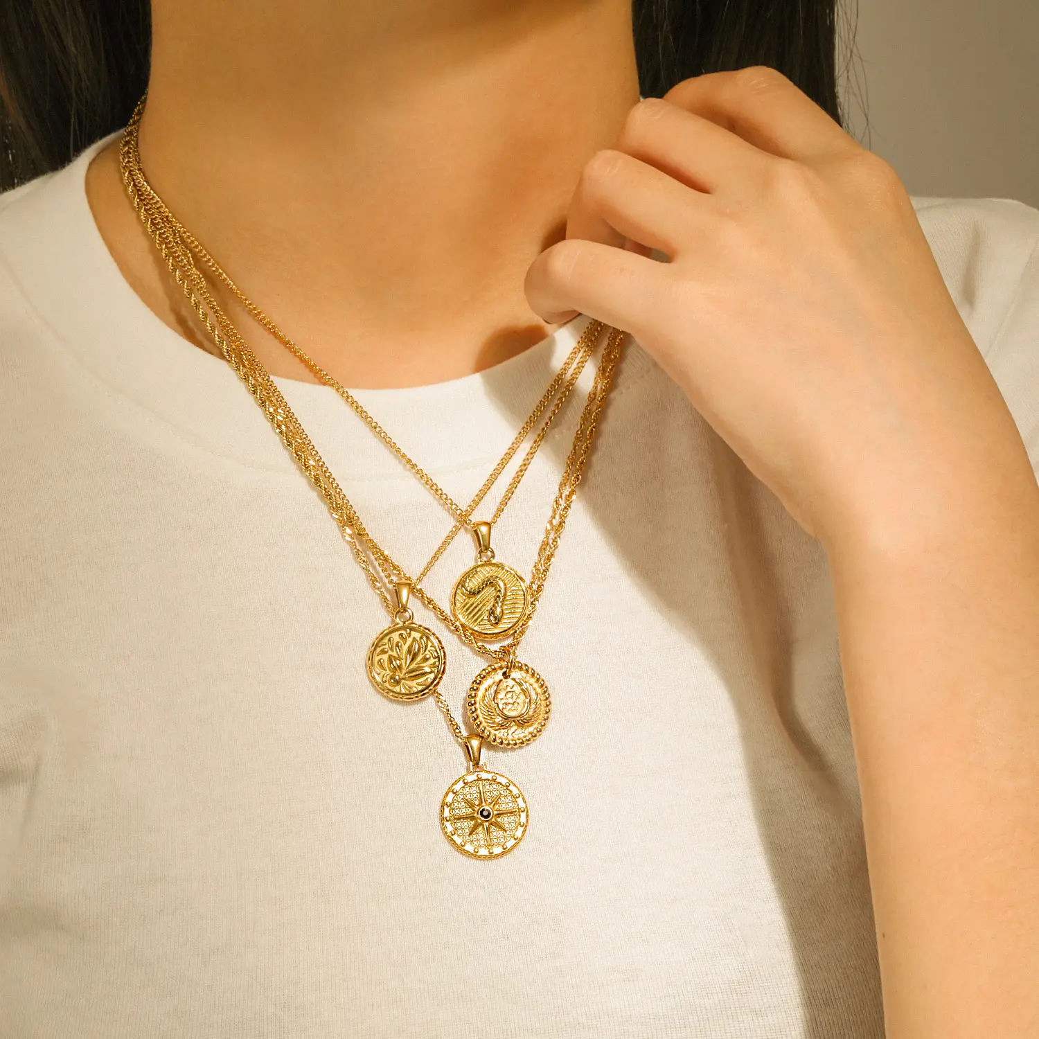 2021 Trendy Gold Filled Coin Necklace Pendant Stainless Steel Ancient Greek Coin Necklace