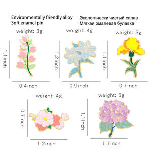 Épingles émaillées Mois Fleurs <span class=keywords><strong>Iris</strong></span> Lily Hortensia Fleur de pêcher Broche Lapel Badge Cartoon Plante Bijoux Cadeau pour Enfants Amis - Product Image 6