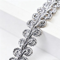Ruban décoratif en polyester de 1 cm de largeur, technique filigrane cuir, or et argent, pour artisanat, mariage et décoration intérieure