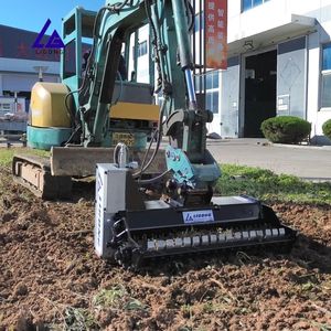 Râteau hydraulique tout-en-un pour excavatrice, idéal pour le travail du sol, le nivellement et le compactage en une seule passe, parfait pour les terrains de sport - Product Image 1