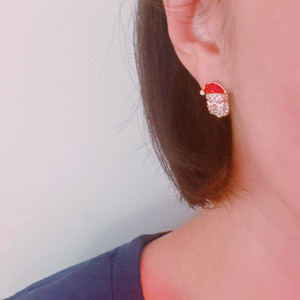 Set di 2 orecchini con Babbo Natale e calza natalizia Holiday Sparkle - Product Image 1