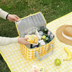 Tapis de pique-nique portable d'extérieur, rectangulaire, imperméable et épaissi pour le camping, tapis pour l'herbe - Product Image 1