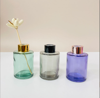 Bouteille diffuseur en verre gaufré vide de 100 ml (3 oz) gris, blanc, rose, violet, jaune, transparent, rouge, bleu avec bâtonnets diffuseurs – Vente en gros
