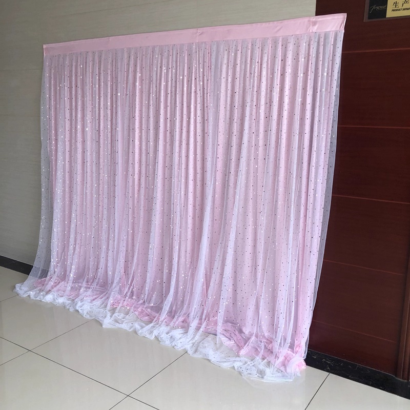 drapé en soie glacée rose + tulle blanc