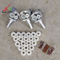 Machine de pulvérisation GRC à roues à alimentation automatique économique pour la fabrication de sculptures décoratives en ciment et GFRC en atelier