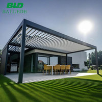 Nouvelle Arrivée Pergola Extérieure Motorisée en Aluminium à Toit Réglable Électriquement avec Lames Orientables pour Jardin et Cour Arrière