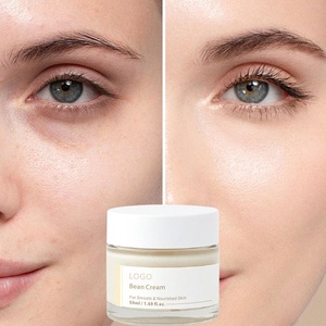 Vente en gros de lotion pour le visage coréenne à la céramide 50 ml, au thé vert et à la vitamine E, crème hydratante apaisante longue durée pour tous les types de peau - Product Image 5