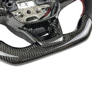 Volant de performance Kryvex pour <span class=keywords><strong>Focus</strong></span> MK8 en fibre de carbone et cuir avec LED - Product Image 6