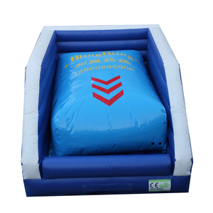 Parco trampolino gonfiabile vola verso il cielo salto airbag flying man blob bag giochi