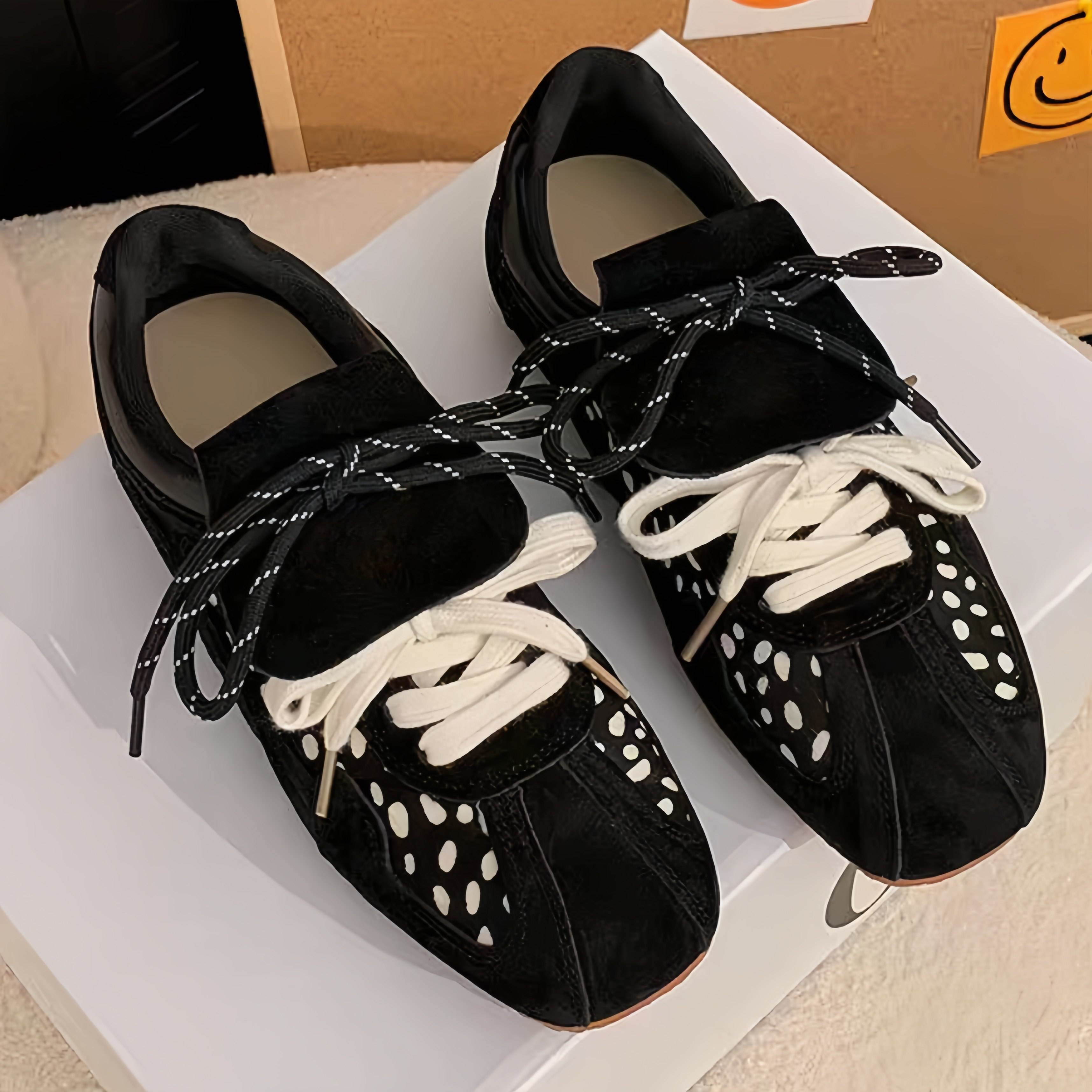 ลายเสือดาวสีดำ