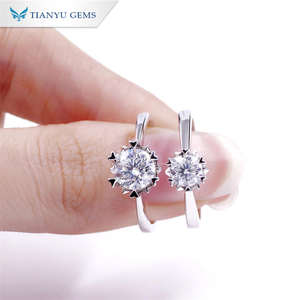 Anillo de Plata de Ley 925 de Alta Calidad Tianyu con Moissanita de 0.5ct y 1ct, Engaste de 4 Puntas, Corte Brillante Premium, Joyería de Compromiso - Product Image 3