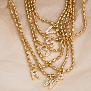Mode nouveauté charme belle Dames Minimaliste Bijoux En Acier Inoxydable Plaqué Or 18 <span class=keywords><strong>k</strong></span> Lettre Forme Pendentif Collier - Product Image 6