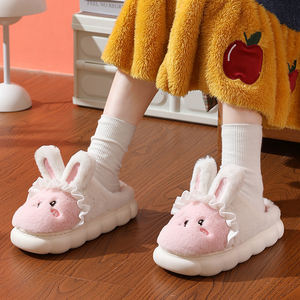 Nouvelle Arrivée : Chaussons d'été confortables en tissu de coton pelucheux brodé de fleurs, avec étiquette, au meilleur prix pour la maison - Product Image 3