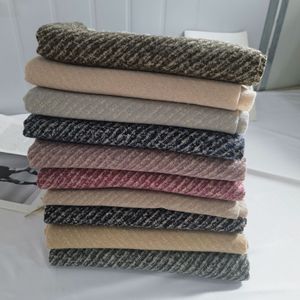 Écharpe en cachemire à franges épaisse en laine d'automne et d'hiver de style européen et américain pour femmes, écharpe haut de gamme, châle, écharpe <span class=keywords><strong>vintage</strong></span>, ODM OEM - Product Image 6