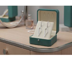 ต่างหูเพชรทรงว่าวทันสมัย ดีไซน์ระยิบระยับ เหมาะสำหรับงานเดทสุดโรแมนติก งานแต่งงาน หรือสวมใส่ในชีวิตประจำวัน - Product Image 5