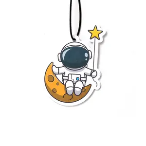 Pendentif rétroviseur suspendu personnalité parfum ornements de voiture dessin animé planète astronaute voiture suspendue parfum d'aromathérapie