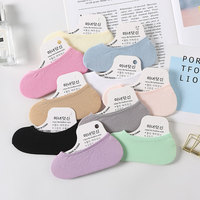 Chaussettes d'été en Silicone antidérapantes en soie pour femmes, couleur bonbon magique, invisibles, couleur unie, chaussettes sans spectacle