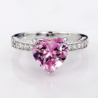 Anneaux en zircon de couleur argent tendance classique pour femme, bijoux d'anniversaire de mariage à vendre, charme, mode, anneaux de cœur pour femmes