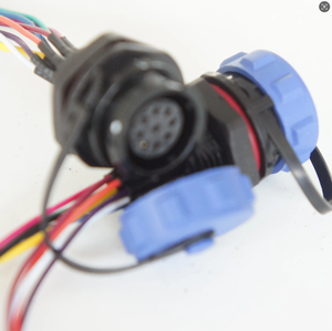 Maßgefertigte Elektronische Weipu SP13 Serie 9-Pin Steckverbinder Kabelkonfektion Modell SP1310-P9 - Product Image 3