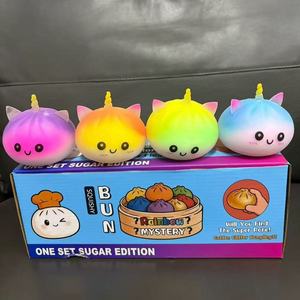 ของเล่นบีบสควิชชี่รูปแตรสีรุ้งน่ารัก นุ่มนิ่ม สำหรับเด็ก ของขวัญงานปาร์ตี้ ขายส่ง - Product Image 5