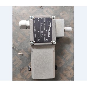 Mini moteur à engrenages BCE200024MP 24V DC, montage sur châssis, fabrication italienne - Product Image 1