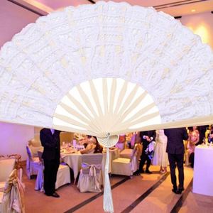 Ventiladores de mano plegables de bambú con encaje para bodas, elegantes y a la moda, para invitados, regalo publicitario, gran volumen, proveedor mayorista de China - Product Image 1