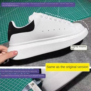 <span class=keywords><strong>Sneakers</strong></span> <span class=keywords><strong>Bianche</strong></span> con Suola Spessa di Alta Qualità per <span class=keywords><strong>Donna</strong></span> 2026 Nuove Scarpe Casual Versatili in Vera <span class=keywords><strong>Pelle</strong></span> con Rialzo per Coppia - Product Image 1