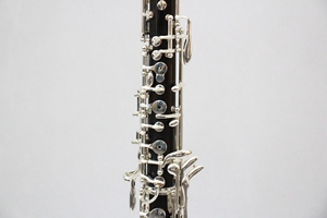 Vente directe usine – Oboe en ébène CTone bien conçu avec finition argentée, livré avec boîte et sac en tissu – Oboe à trous fermés - Product Image 3