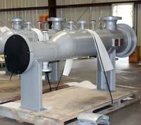 Lanceur de cochon et récepteur de porc avec fermetures à ouverture rapide à verrouillage de bande pour le piquage de pipeline