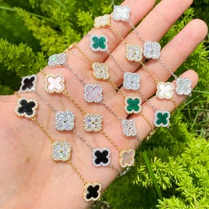 Parure De Bijoux Trèfle à Quatre Feuilles - Collier, Boucles D'oreilles, Bracelet - Acier Inoxydable Plaqué 18k Or Blanc