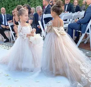 Vendita calda Puffy big size appliqued lace ball gown manica lunga Appliques personalizzate bambini wedding flower girl dresses MF505