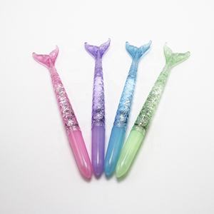 Nouveauté de vente chaude stylo à bille en plastique Kawaii en forme de sirène créative avec injection de paillettes argentées pour le bureau de l'école promotionnel - Product Image 4