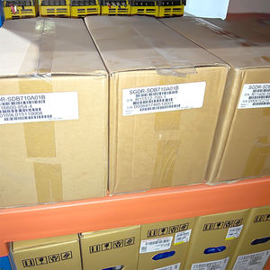 Nuevo y Original Inversor de Frecuencia Variable Yaskawa CIMR-AC4A0018FAA Serie AC4, Convertidor de Frecuencia CA, en Stock - Product Image 5