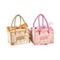 Boîtes à bonbons de mariage en gros 10,5*8,3*7,3 cm en papier kraft recyclé, boîte carrée avec poignée pour emballage alimentaire et cadeaux