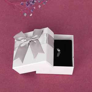 Печатная бумажная коробка для упаковки ювелирных изделий на заказ логотип ожерелье кольцо ювелирные изделия Подарочная коробка Упаковка - Product Image 3