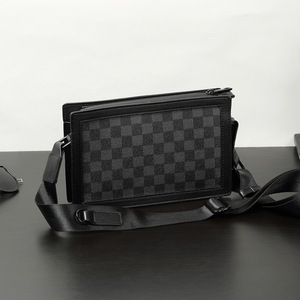 Sac à bandoulière pour <span class=keywords><strong>homme</strong></span> de luxe haut de gamme, petit sac messager, personnalisable avec impression intégrale, polyester imperméable, cuir PU, <span class=keywords><strong>tendance</strong></span> - Product Image 2