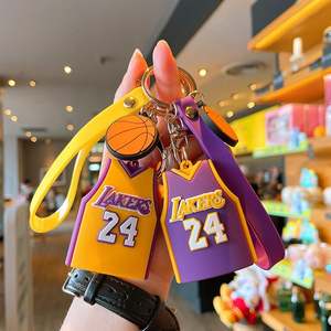 Basketball maillot personnage poupées dessin animé <span class=keywords><strong>Superstar</strong></span> football Pvc porte-clés personnalisé 3D Kawaii <span class=keywords><strong>Mario</strong></span> silicone porte-clés - Product Image 2