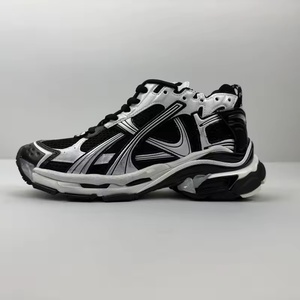 Top Quality Women Chunky Sneakers Walking Style New Styles Fashion Designer Casual Sneaker Shoes Men - Product Image 1