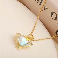 Collar de Corazón con Esmeralda Verde y Circonita, Chapado en Oro de 18K, con Alas de Ángel Guardián, Joyería Antideslustre para Mujer