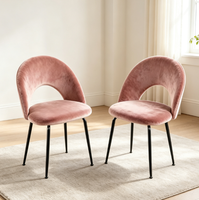 Chaise de salle à manger nordique rembourrée en velours, chaise d'appoint moderne capitonnée avec pieds noirs, pour cuisine, hôtel, appartement