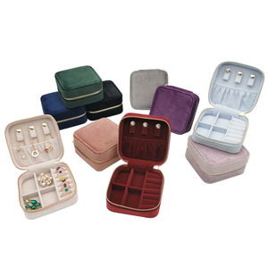 Velvet Ring Box Luxury Velvet Travel Jewelry Box Storage Box Square Shape Portable Velvet Bag
