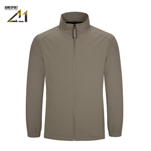 Chaqueta Impermeable con Capucha para Hombre Aonesport, Cuello Alto, Cierre de Cremallera, Nylon y Poliéster Delgados, Corte Regular, Estilo Urbano - Product Image 3