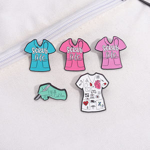 Broche médicale créative en métal coeur vêtements d'infirmière kit médical <span class=keywords><strong>Ambulance</strong></span> Scalpel kit médical dessin animé Badge Punk broches bijoux - Product Image 2