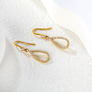 Boucles d'oreilles pendantes en forme de cœur avec longue chaîne à pampilles, style luxe léger européen et américain, pour femmes, bijoux de mode pour soirée - Product Image 4