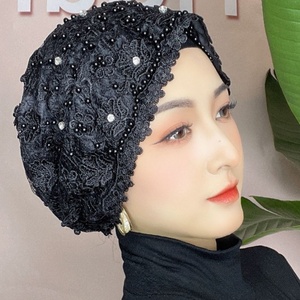 Bonnet Hijab Perlé Fait Main Musulman - Voile Brodé Haut de Gamme avec Perles pour Usage Quotidien - Product Image 4