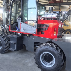 Archer Cpcd35rt 2026, Vehículo Todoterreno Compacto de 3.5t, 4x4, Mástil de Tres Etapas, Rendimiento de Tracción Superior - Product Image 2